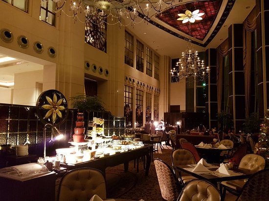 Top 10 High-End Restaurants in Singapore